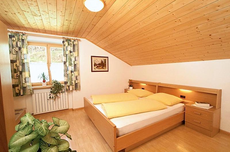 Finkenhof: Ferienwohungen - Urlaub Auf Dem Bauernhof Apartment Termeno Ngoại thất bức ảnh